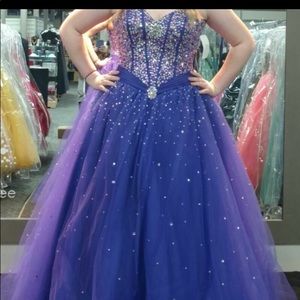 Size 16 corset. Mori Lee prom dress